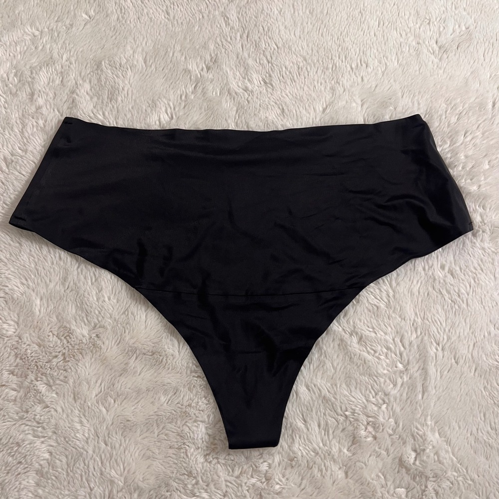 SKIMS Fits Everybody High Waisted Thong Onyx Black Size Large RN 158973 NWOT New